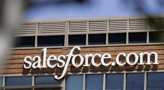 疫情期间需求依旧稳定 Salesforce上调全年收入展望