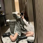 黑科技不打烊fuli.su长腿美女镜前自拍