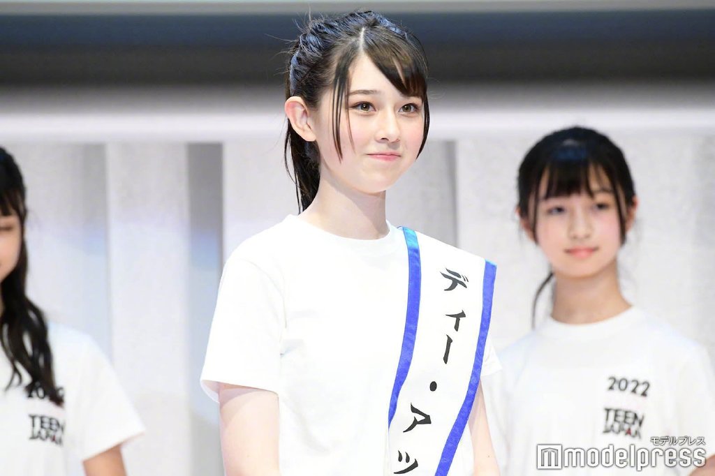 石川花获2022日本美少女大赛冠军
