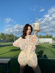 王霏霏无滤镜蓝天yyds #我的夏日ootd##不潮不出街#  