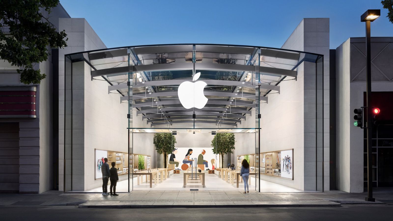 苹果再次要求进入全美Apple Store时 需佩戴口罩