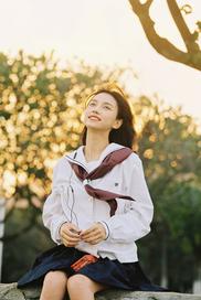 一颗凌乱的猪头：热恋黄昏时