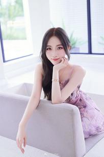 iibabeOOTD｜高级感紫色… 很难不爱这条仙气十足的裙子