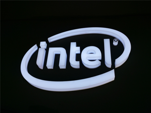 《CS:GO》帧数飙升79% Intel A750显卡新驱动性能实测