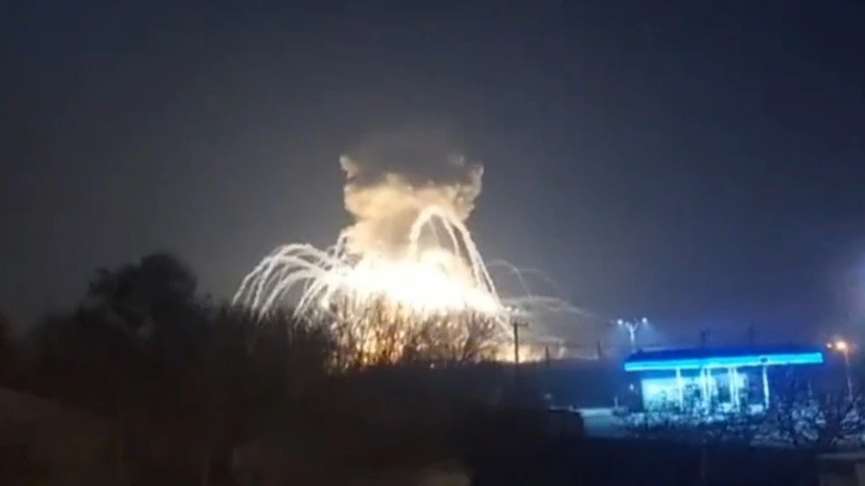俄军登陆乌克兰 多地传出爆炸声
