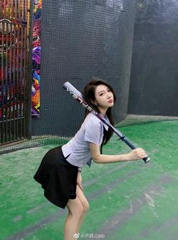卢颖儿bb今天是校园棒球女孩 2上海·CAGES凯吉思餐厅棒球馆(静安店) ​​​​