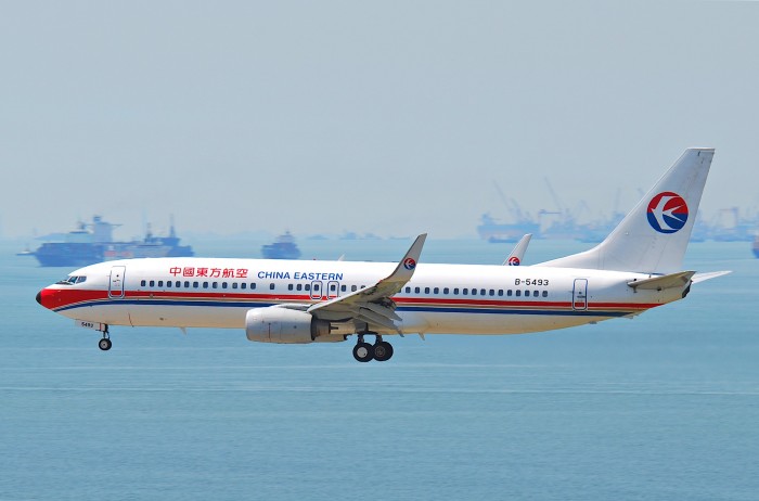 东航停飞全部737-800客机 专家：防范风险的例行动作