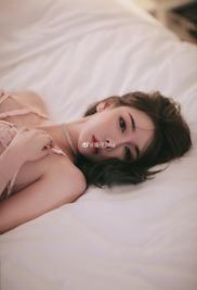 媛仔Tina 这裙子是不是看起来我有点胖了呀 ​​​​