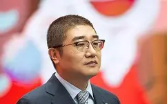 刘强东卸任京东集团CEO 徐雷接任