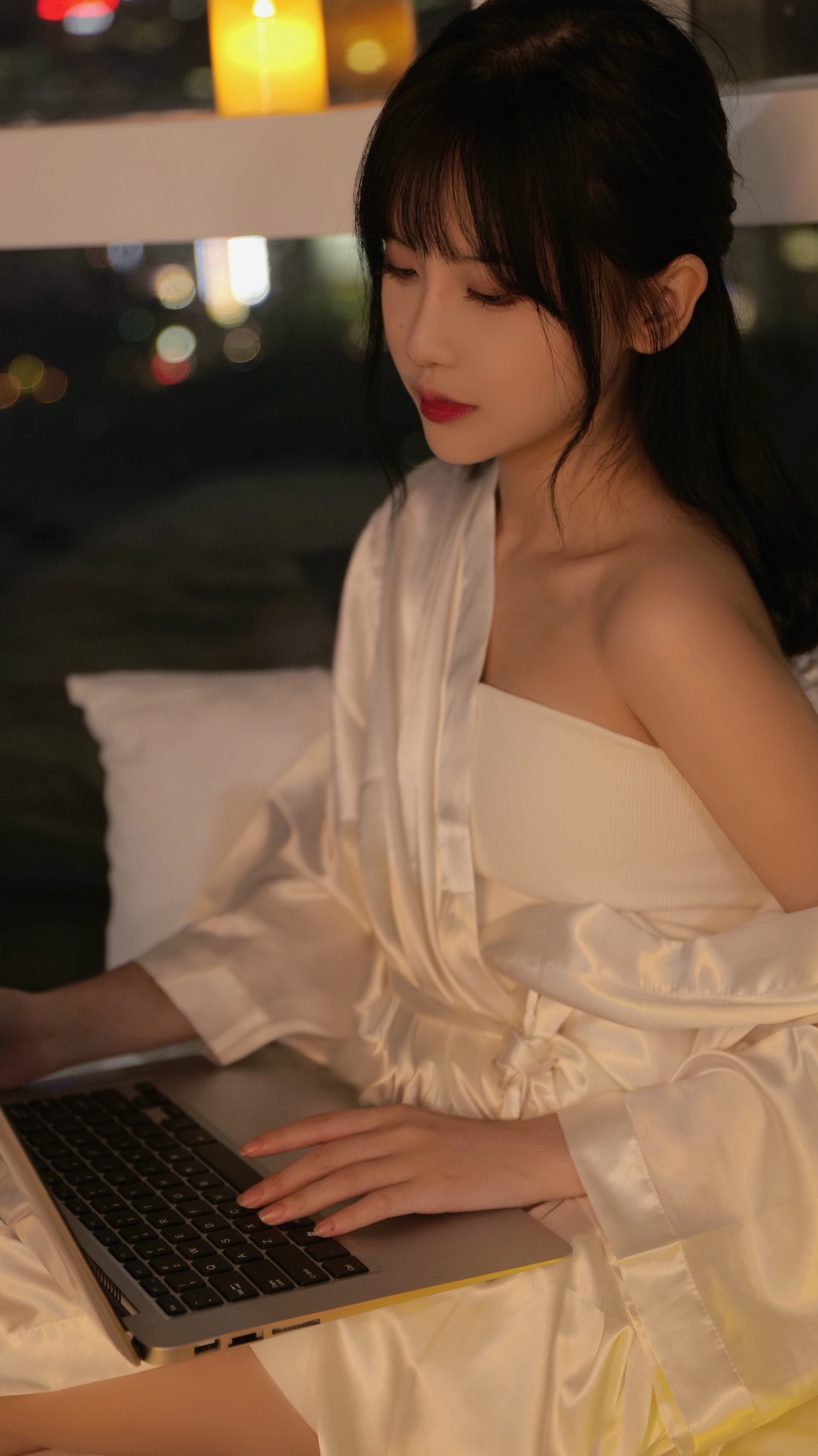 Nawakinbaku最新作品撮影実現 西游降魔篇里的美人香港嫩模周秀娜 [8P] - 有爱写真
