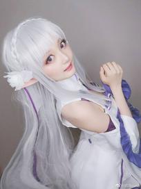 纤华烬琉璃 这里runa酱 coser 模特