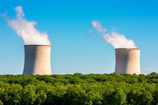 核能"充电宝” 我国正建设全球首个陆上商用小型反应堆