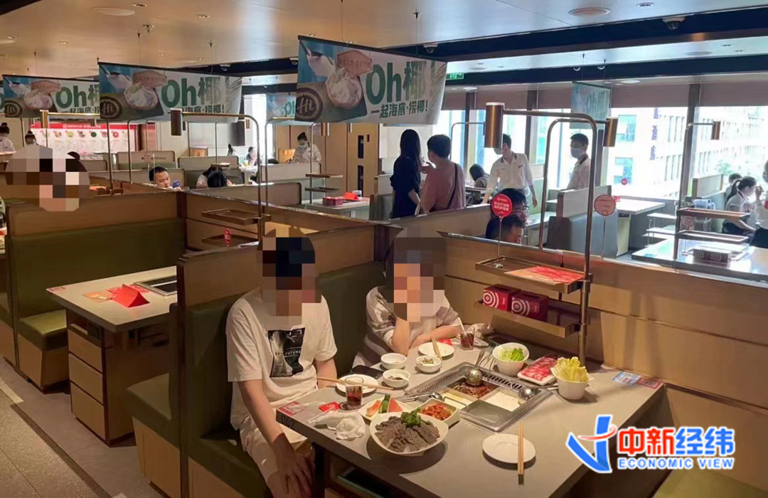 上海恢复堂食首日：人均上千的高档餐厅也爆满