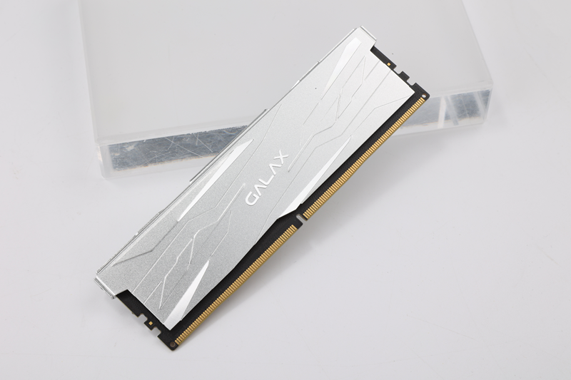 影驰发布金属大师DDR5内存：最高可选 DDR5-5200