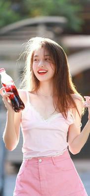 SWAG不谈了 也谈不明白了 到了谈婚论嫁的年纪 找个合适的过日子的就够了