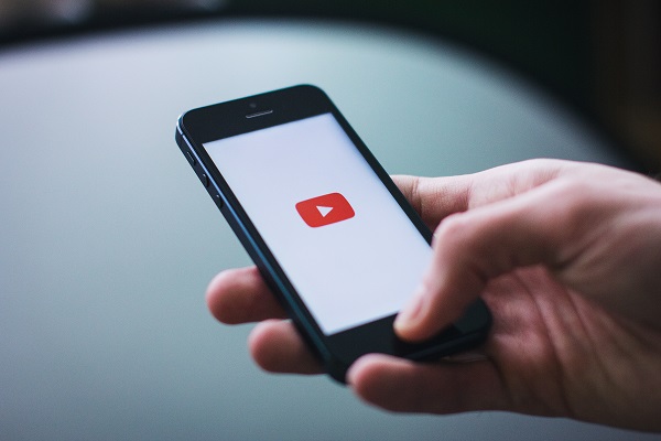 UGC内容带来审核问题 YouTube计划全面进军专业视频