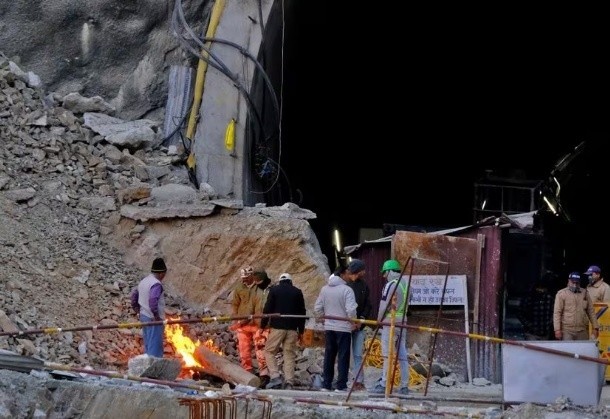 印度41名工人困喜马拉雅隧道