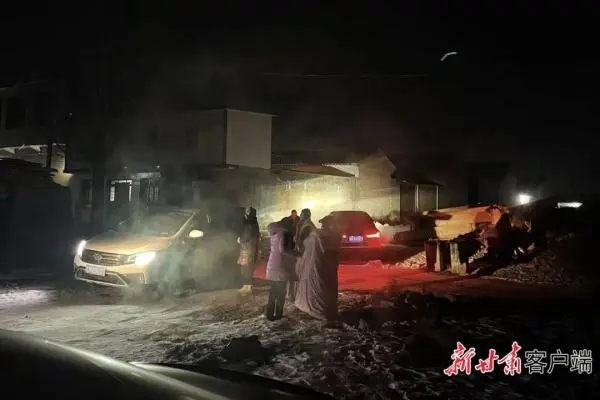 甘肃地震已致两省111人遇难