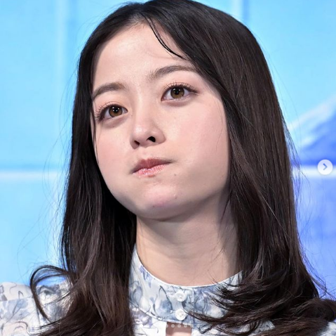 桥本环奈“千年一遇美少女”颜值崩坏？