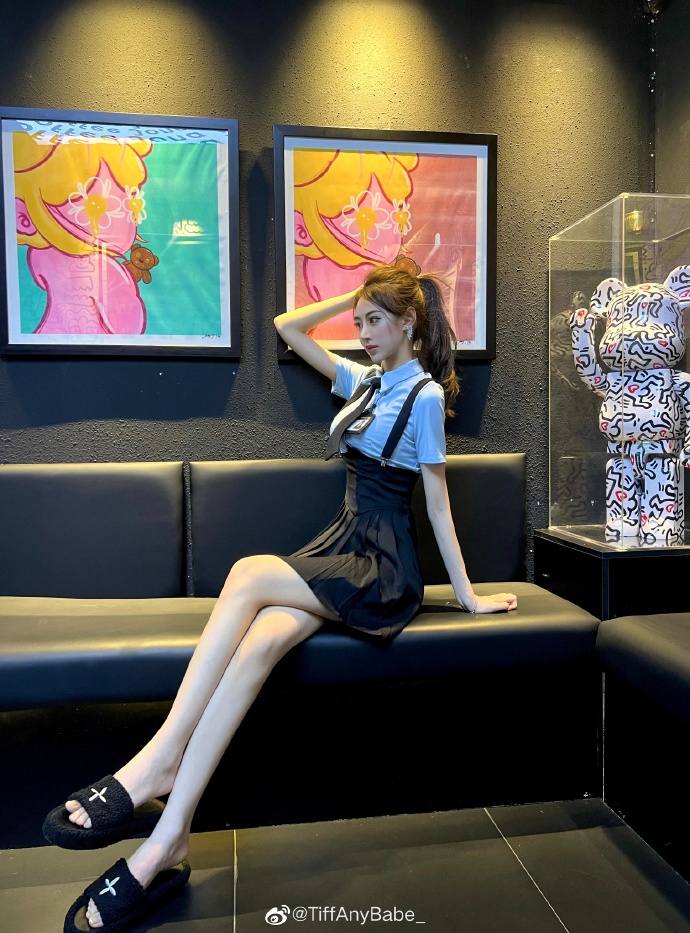 Tiffanybabe你再晚睡，不想找你的人还是不会找你。