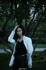 陈雨锶秋天的深绿 在向我们致意 #我的镜头下# ​​​