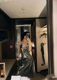 董思槿此前无论是颜值还是身材并不出彩