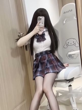 甜味儿央：#你的jk女孩