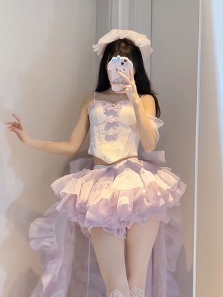 幼梨酱：我猜女孩子喜欢第一套 男孩子喜欢最后一套～#斩男穿搭  #少萝#涞觅不止丝滑