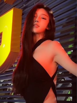 美杜莎sss：我哭什么 你谈的每一任都不如我#姐姐