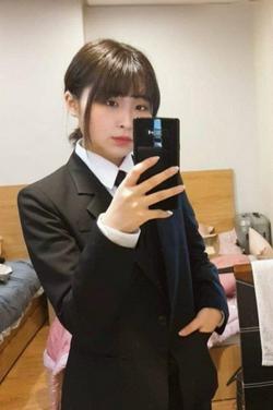韩国网红安在山这段感情你没错是我爱多了。 