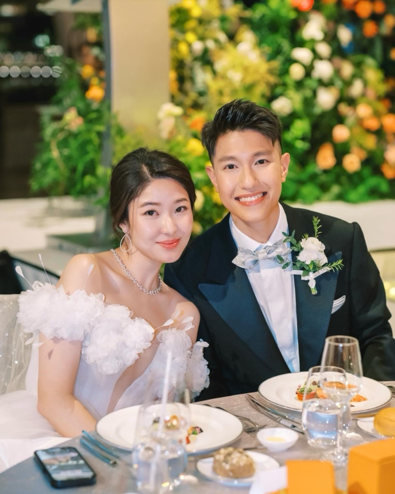许惠菁去年12月与学霸金融材俊男友Shane结婚！