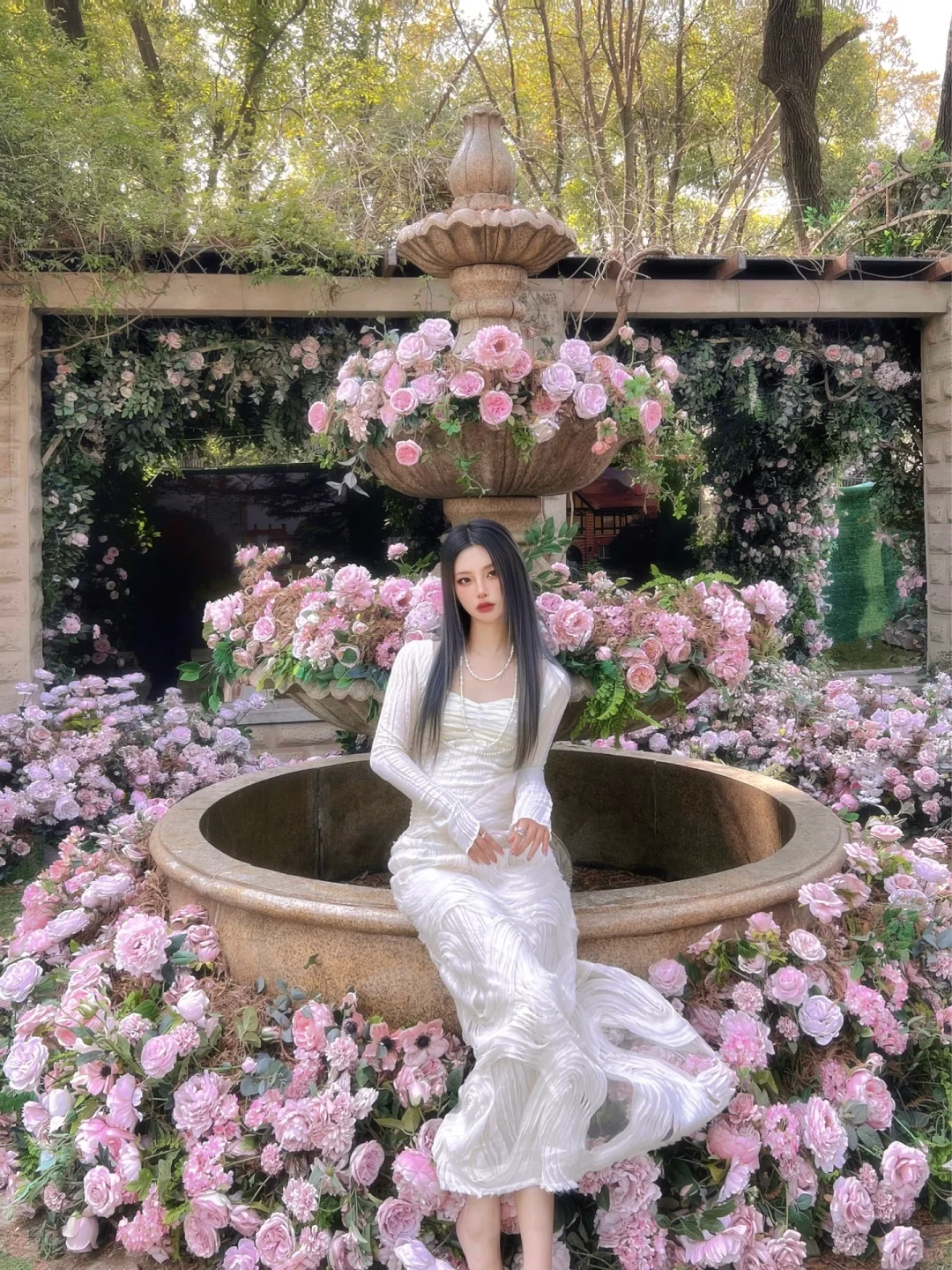 睿cheryl 来上海一定要拍的莫奈花园蔷薇喷泉⛲️ - 小红书
