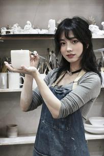 雪蕊呀！：总要去体验一次陶艺DIY吧！#氛围感 #白月光