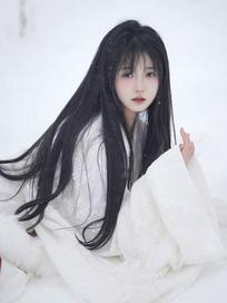 至春禾：雪女是山神的属下 掌管冬季的雪#氛围感 #雪