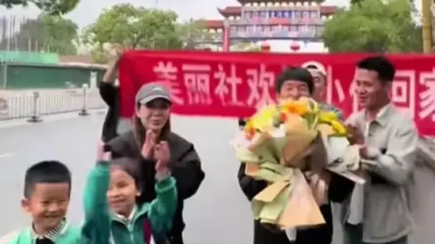 小伙徒步4100公里回老家 历时194天