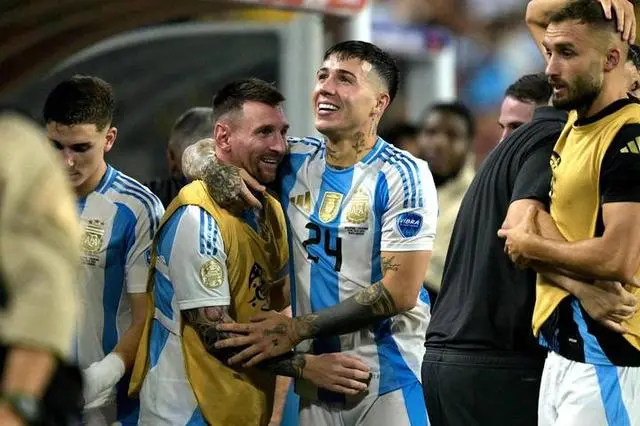 阿根廷绝杀卫冕 第16次捧起美洲杯