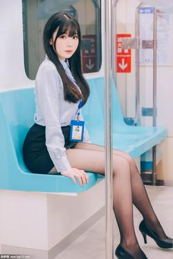 霜月shimo你坚持的东西，总有一天会反过来拥抱你