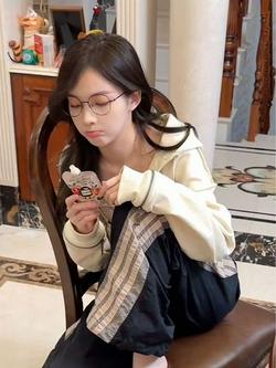 徐十七嘛：总得跟哥几个介绍一下自己吧 #开学自我介绍小技巧