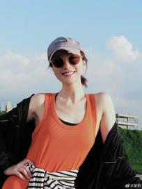 吴昕来和我一起感受理肤泉的专业实力吧，我们不见不散！