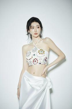 婉晴宝贝：周末回尔滨咯～#黑龙江美好推荐官 #环球小姐
