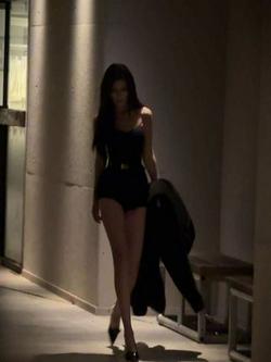 董子涵：我宣布身高172才是最无敌的#清冷 #射手座 #黑色系