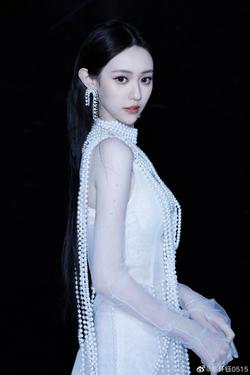 陈仟钰 你会发现，这个世界对你温文尔雅了。