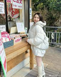 妃光莉 先日、江ノ島神社にお友達と行ったよ