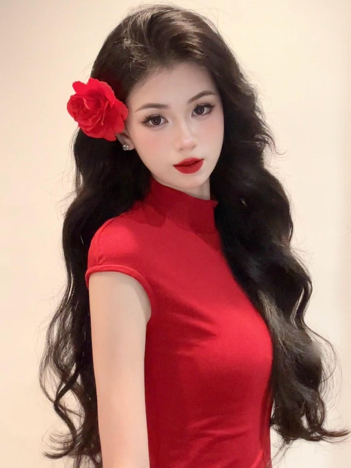 无语的田：#红玫瑰 爱你的人会把你拍得很漂亮。#摩羯