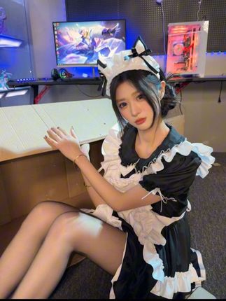 晚若菜菜子：#晚若一触倾心 #女仆装 #萌系 #清纯甜美 #超甜