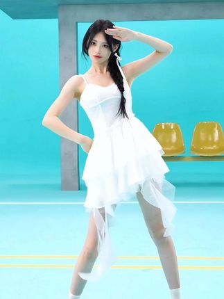 小刷不是小傻瓜：被这首歌完全洗脑辣~ #一起来TapTap #TapTap舞挑战
