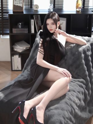 舟XX：清醒独立且自由