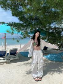 Gyeolii 来过夏天了又好热