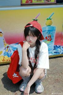 Kitten-07 希望我可以经常去游乐园 50岁了也要玩 ​​​