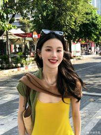 汤不吃蔷薇花语：热恋、希望、思念。
